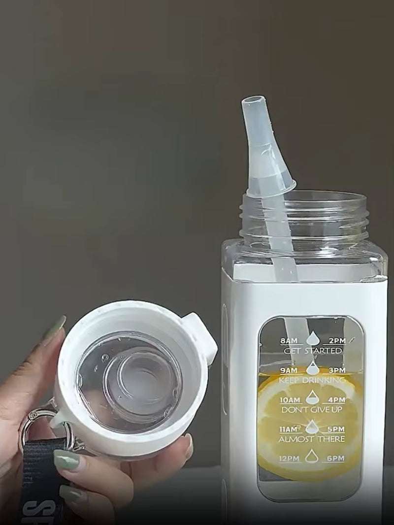 700Ml/900Ml Sports Water Bottle Portable Sippy Cup Suitable for Outdoor Sports Cycling and Carrying Juice Milk Drinkware